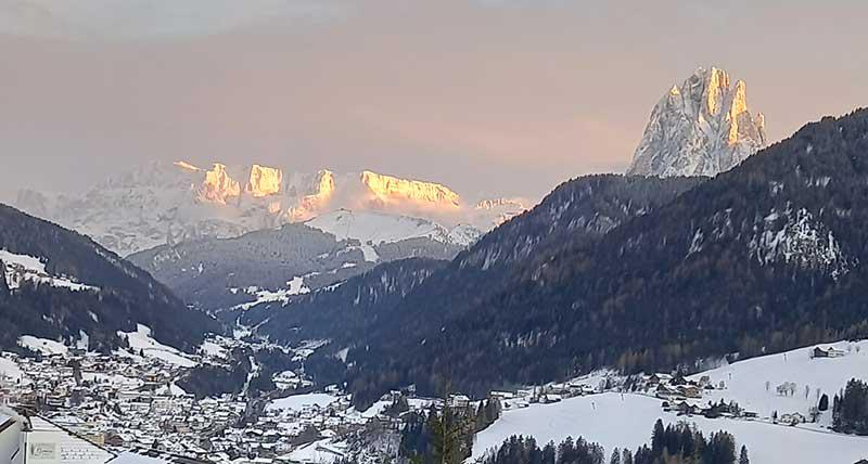 Vista sul Saslong - Ortisei 